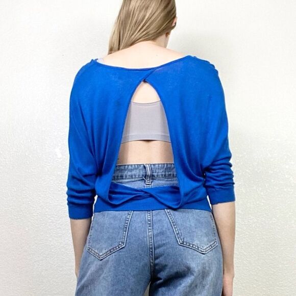 Express Blue Short Sleeve Open Back Lightweight Knit Top - Picture 2 of 6